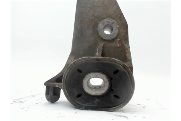 Recambio de soporte motor para opel corsa d 1.4 sport referencia OEM IAM 468646740  