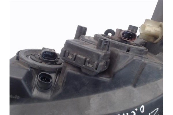 Recambio de faro delantero dcho para opel zafira a referencia OEM IAM 90582022 67716821 