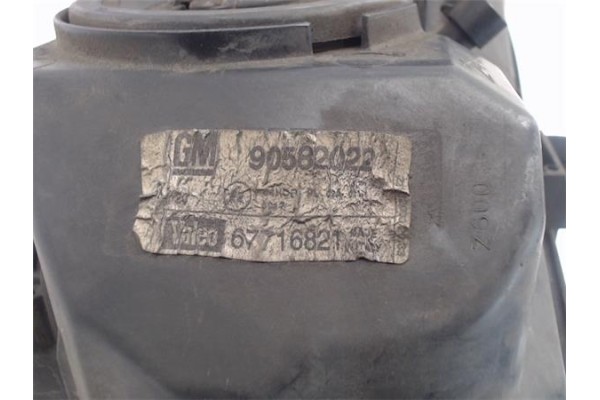 Recambio de faro delantero dcho para opel zafira a referencia OEM IAM 90582022 67716821 