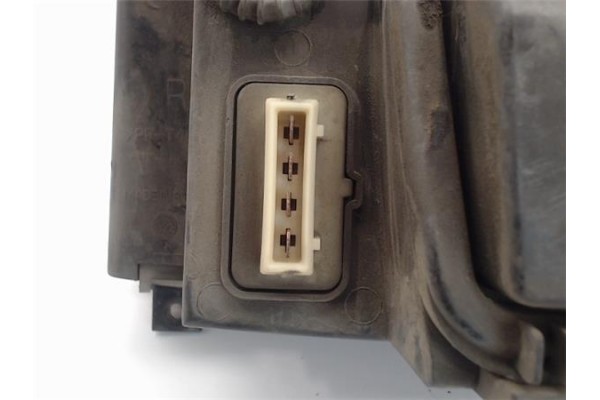 Recambio de faro delantero dcho para seat ibiza (6k1) referencia OEM IAM 6K1941010Q 67627561 