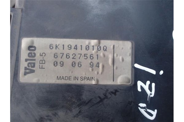 Recambio de faro delantero dcho para seat ibiza (6k1) referencia OEM IAM 6K1941010Q 67627561 