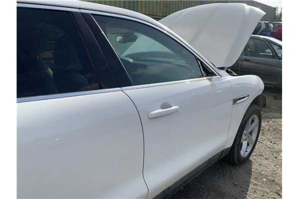Recambio de puerta delantero derecha para jaguar f-pace 2.0 r-sport awd referencia OEM IAM HK8320124AA T4A1368 