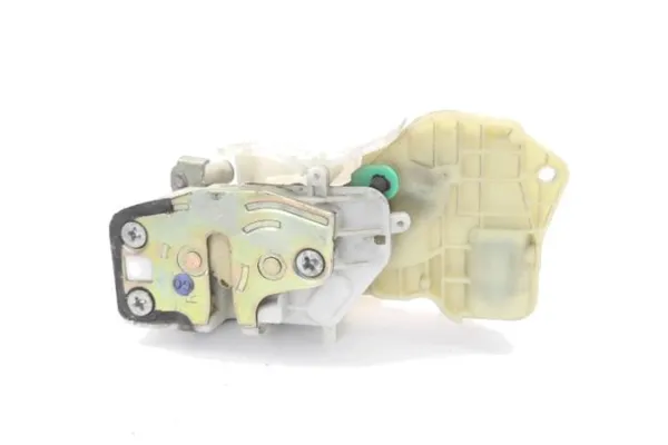 Recambio de cierre electromagnetico trasero derecho para honda civic vi 1.6 referencia OEM IAM 72615S6AE01  