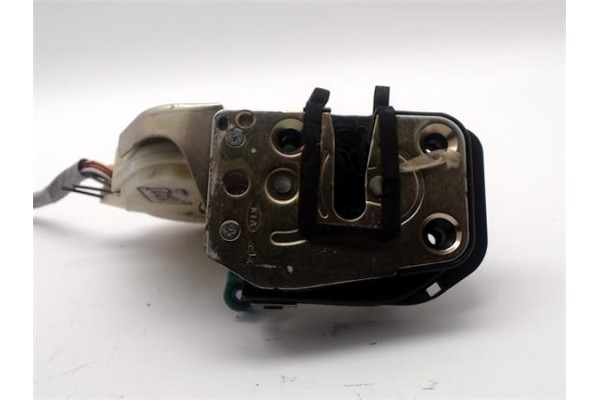 Recambio de cerradura puerta delantero derecha para kia sorento (bl) 2.5 crdi referencia OEM IAM 813203E010  