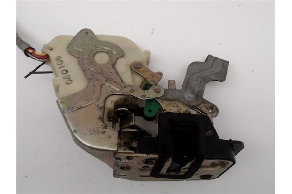 Recambio de cerradura puerta delantero derecha para kia sorento (bl) 2.5 crdi referencia OEM IAM 813203E010  