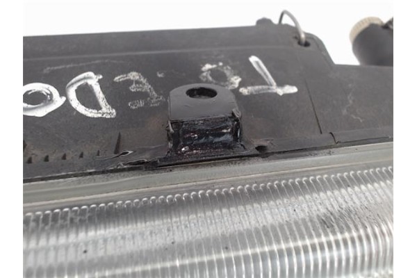 Recambio de faro delantero izquierdo para seat toledo (1l) referencia OEM IAM 1L0941017C  