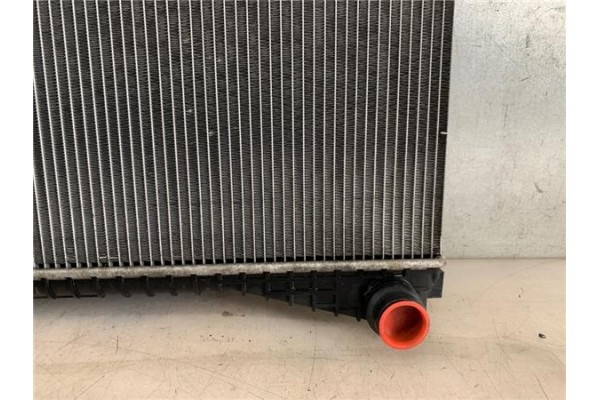 Recambio de radiador para jaguar f-pace 2.0 r-sport awd referencia OEM IAM HK838005DB  