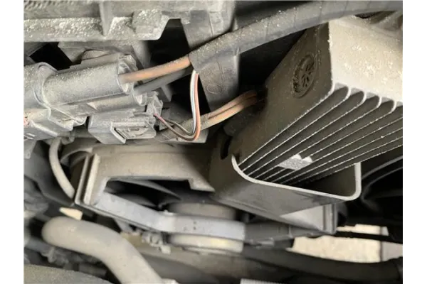 Recambio de cierre electromagnetico trasero derecho para honda civic vi 1.6 referencia OEM IAM 72615S6AE01  