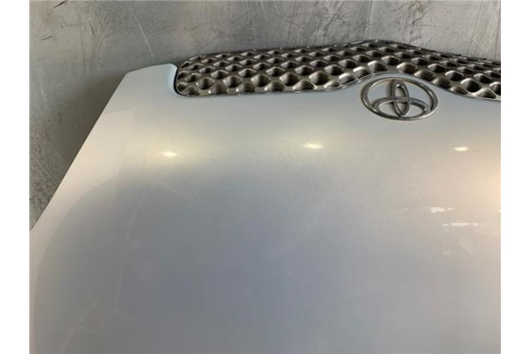 Recambio de capo para toyota yaris (ncp1/nlp1/scp1) 1.4 d-4d referencia OEM IAM 533010D050  