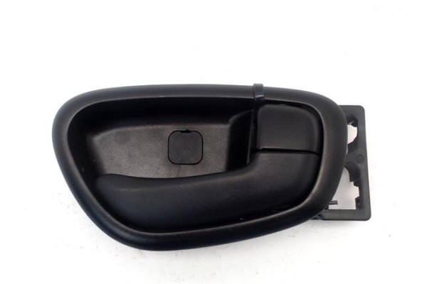 Recambio de manilla int. puerta trasero derecha para hyundai i10 (pa) 1.2 classic referencia OEM IAM 826200X0014X  