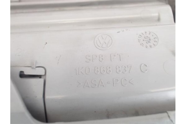 Recambio de luz delantero central techo para volkswagen golf v plus (5m1) 1.9 tdi referencia OEM IAM 1K0868837  