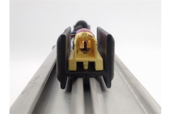 Recambio de airbag lateral delantero derecho para audi a6 berlina (4b2) referencia OEM IAM    Recambio de airbag lateral delantero derecho para audi a6 berlina (4b2) referencia OEM IAM