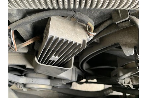 Recambio de electroventilador para land rover freelander (ln) 2.0 hse familiar referencia OEM IAM PGF000231 3H4Z8W601AA 
