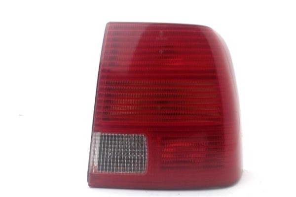 Recambio de piloto trasero derecho para volkswagen passat berlina (3b2) 1.8 t referencia OEM IAM 3B5945096F  3B5945096G , AUDI |