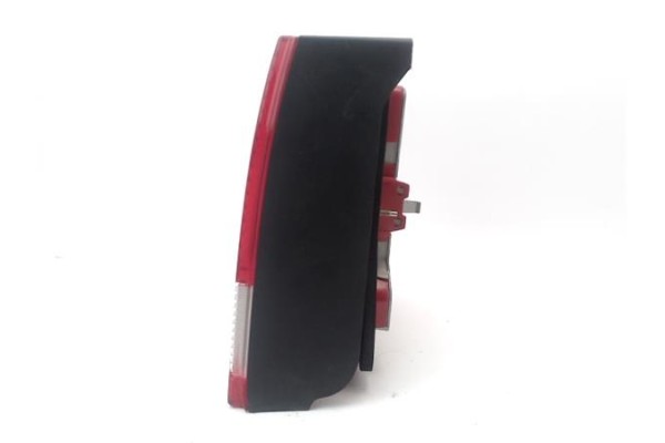 Recambio de piloto trasero izquierdo para volkswagen passat berlina (3b2) 1.8 t referencia OEM IAM 3B5945095G  3B5945095F , AUDI