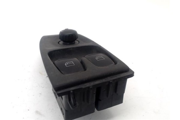Recambio de botonera puerta delantero izquierda para smart fortwo coupe 0.8 fortwo coupe cdi (33kw) (451.300) referencia OEM IAM
