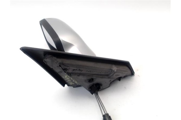 Recambio de retrovisor izquierdo para renault megane ii berlina 5p 1.5 confort authentique referencia OEM IAM 7701054685  