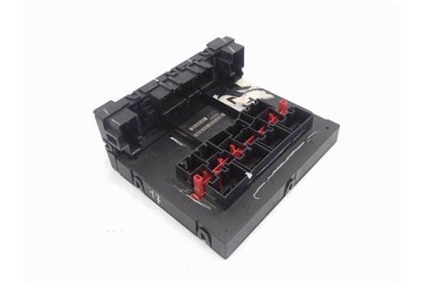 Recambio de centralita para volkswagen golf v variant (1k5) referencia OEM IAM 3C8937049E  