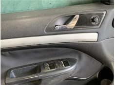 Recambio de puerta delantero izquierda para skoda octavia berlina (1z3) 1.9 tdi referencia OEM IAM 1Z0831055  