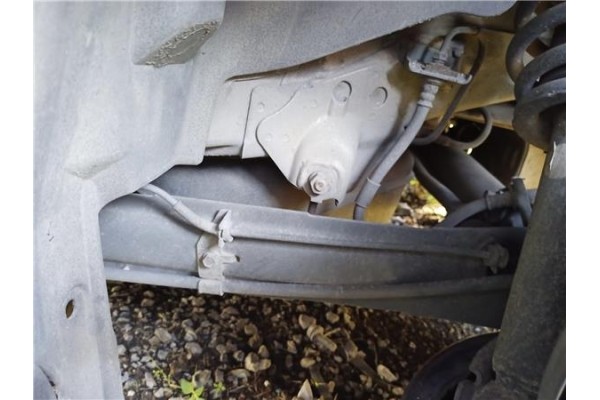 Recambio de puente trasero para nissan primera hatchback (p12) 1.6 referencia OEM IAM 55501AV600 QG16 