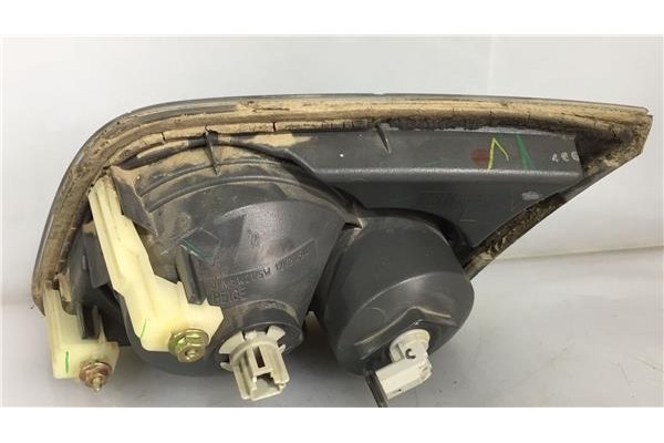 Recambio de piloto interior izquierdo para mazda 6 berlina (gg) 1.8 active (4-ptas.) referencia OEM IAM 22661971L  