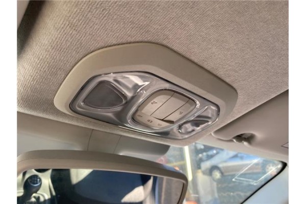 Recambio de luz delantero central techo para fiat ii tipo (356) berlina 1.3 easy referencia OEM IAM 7356314060  