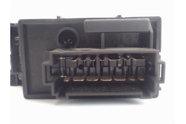 Recambio de mando de luces para volkswagen golf iii berlina (1h1) referencia OEM IAM 1H6941531A  