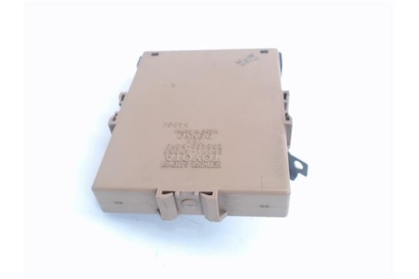 Recambio de centralita para toyota prius (nhw20) híbrido basis referencia OEM IAM (89111-47050) (232400-5290) 