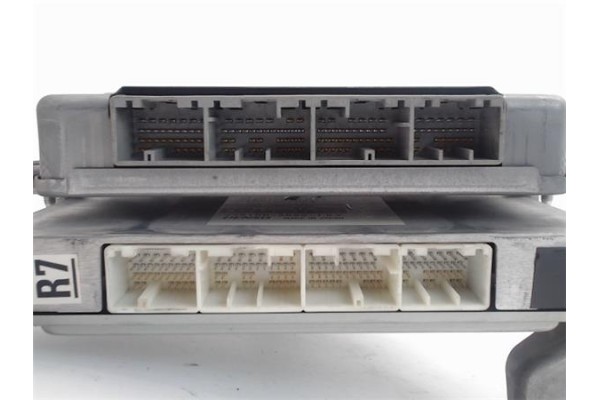 Recambio de centralita para toyota prius (nhw20) híbrido basis referencia OEM IAM (89981-47160)   Recambio de centralita para toyota prius (nhw20) híbrido basis referencia OEM IAM (89981-47160)