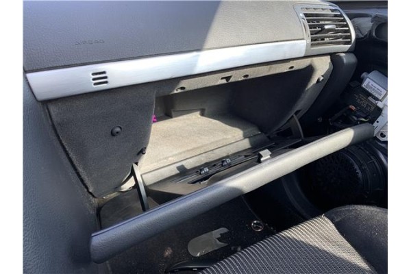 Recambio de guantera salpicadero para peugeot 407 coupé 2.0 hdi referencia OEM IAM 8226GH  