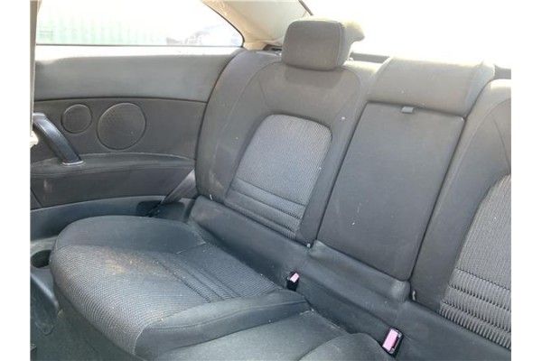 Recambio de juego asientos para peugeot 407 coupé 2.0 hdi referencia OEM IAM 8845LT 8845LZ 