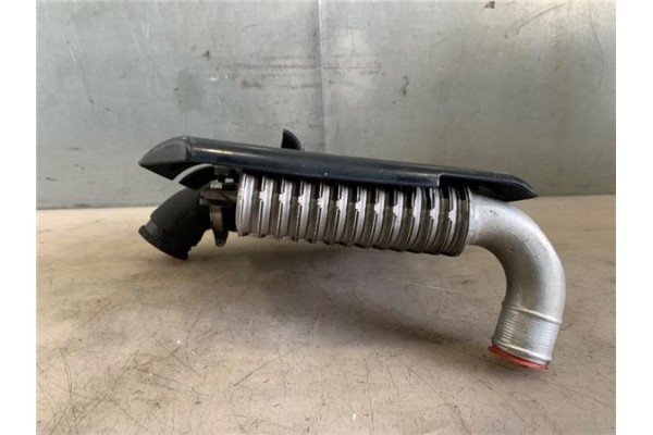 Recambio de intercooler para toyota yaris (ncp1/nlp1/scp1) 1.4 d-4d referencia OEM IAM 1794033010  