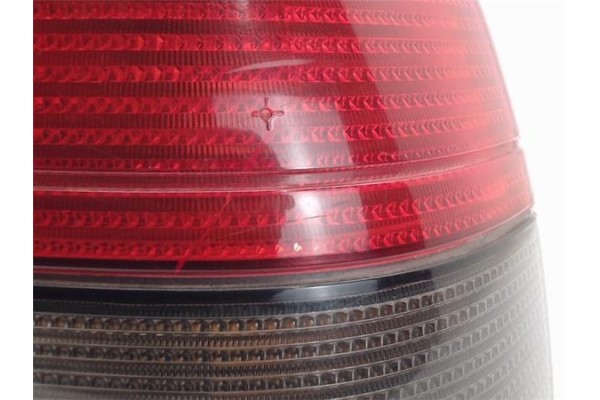 Recambio de piloto trasero derecho para seat toledo (1l) referencia OEM IAM 1L0945112F  