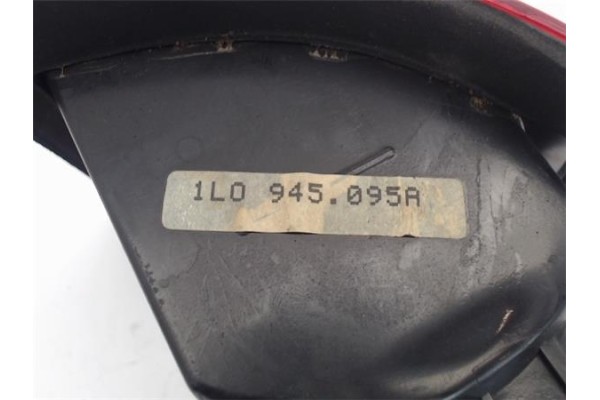 Recambio de piloto trasero izquierdo para seat toledo (1l) referencia OEM IAM 1L0945095A 96163700 