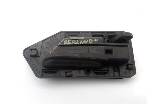 Recambio de maneta exterior delantero derecha para citroen berlingo 2.0 hdi referencia OEM IAM 9621422877  
