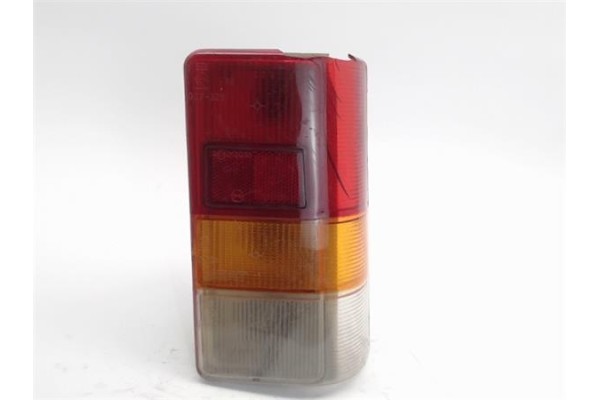 Recambio de piloto trasero derecho para seat terra referencia OEM IAM 19709334  