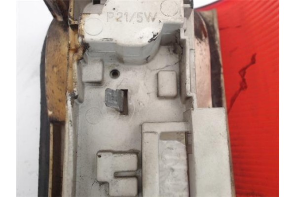 Recambio de piloto trasero izquierdo para seat terra referencia OEM IAM 1902801359  