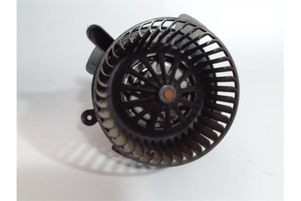 Recambio de motor calefaccion para citroen c4 berlina 1.4 16v referencia OEM IAM PF2A2 B9506 