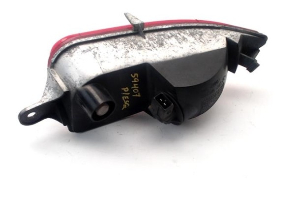 Recambio de piloto antiniebla trasero izquierdo para opel corsa c 1.7 cdti referencia OEM IAM 13118662  