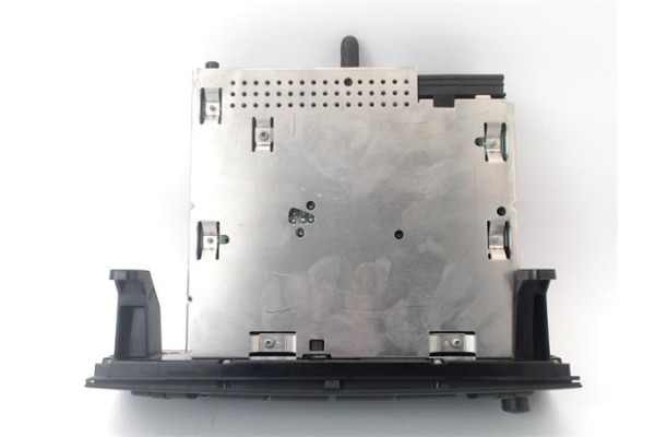Recambio de radio / cd para bmw serie 1 berlina (e81/e87) 2.0 120d referencia OEM IAM 6959145  