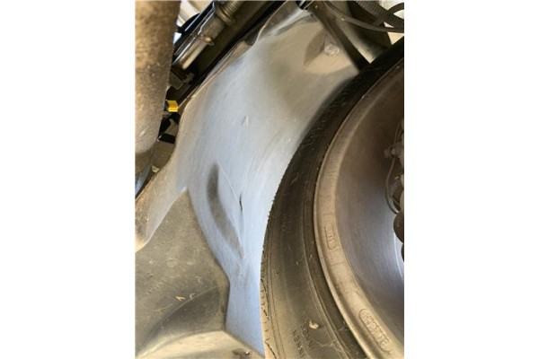 Recambio de pase rueda delantero derecho para peugeot 407 coupé 2.0 hdi referencia OEM IAM 7136X2  