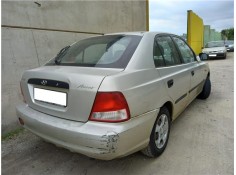 hyundai accent sedán (lc) del año 2002