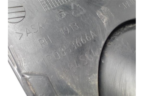 Recambio de rejilla paragolpes delantero derecha para seat leon (1p1) 1.9 tdi referencia OEM IAM   