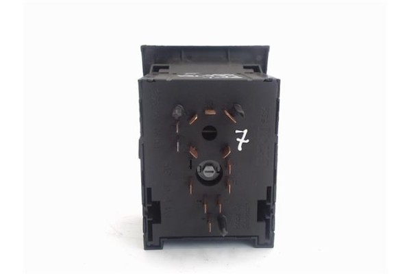 Recambio de mando de luces para opel vectra b berlina referencia OEM IAM 90569813  