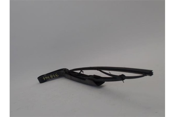 Recambio de brazo limpiaparabrisas trasero para land rover discovery 2.7 td referencia OEM IAM DKB500101PMD  