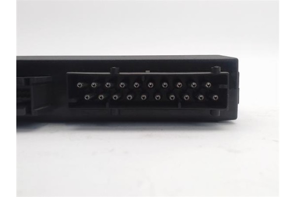 Recambio de centralita para bmw serie 5 berlina (e39) 2.0 520d lifestyle referencia OEM IAM (61358372141) (5DK007047-11) 