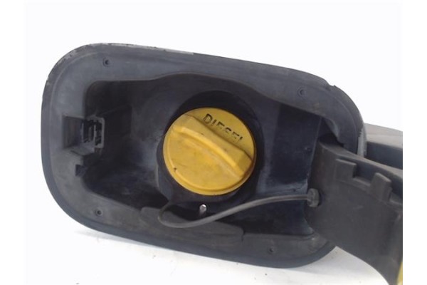 Recambio de tapa exterior combustible para land rover discovery 2.7 td referencia OEM IAM BPA780070  