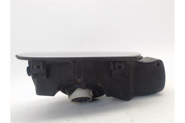 Recambio de tapa exterior combustible para land rover discovery 2.7 td referencia OEM IAM BPA780070  
