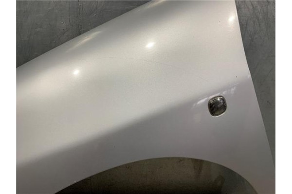 Recambio de aleta delantero izquierda para seat cordoba berlina (6k2) 1.6 referencia OEM IAM 6K0821021D  