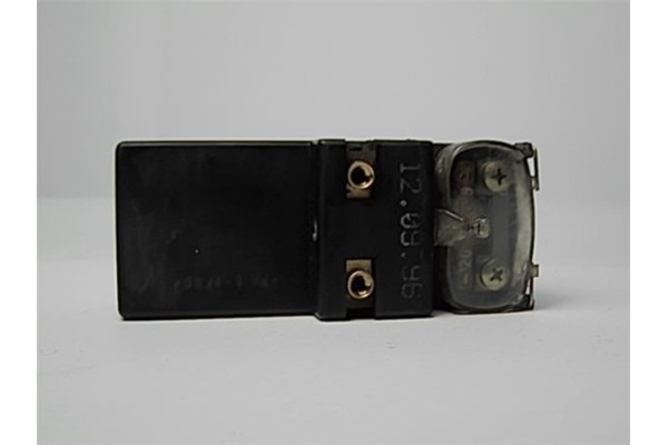 Recambio de caja fusibles/rele para seat ibiza (6k1) 1.9 tdi referencia OEM IAM 357919506  357919506A , AUDI | 3A0919506 , SEAT 